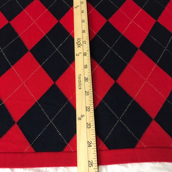 Tommy Hilfiger Argyle Sweater Women’s Size M V-Neck Color Red/Black Pullover. - Picture 11 of 14